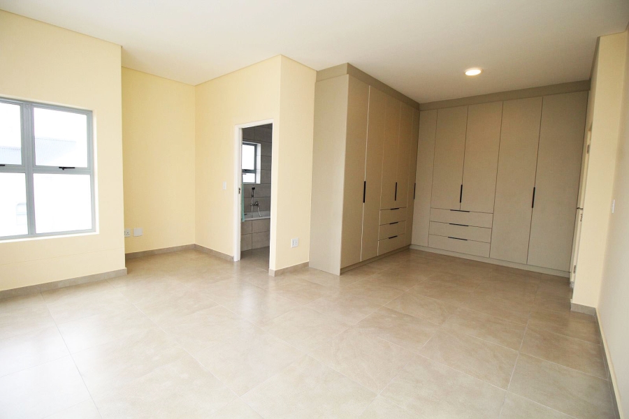 3 Bedroom Property for Sale in Blue Lagoon Western Cape